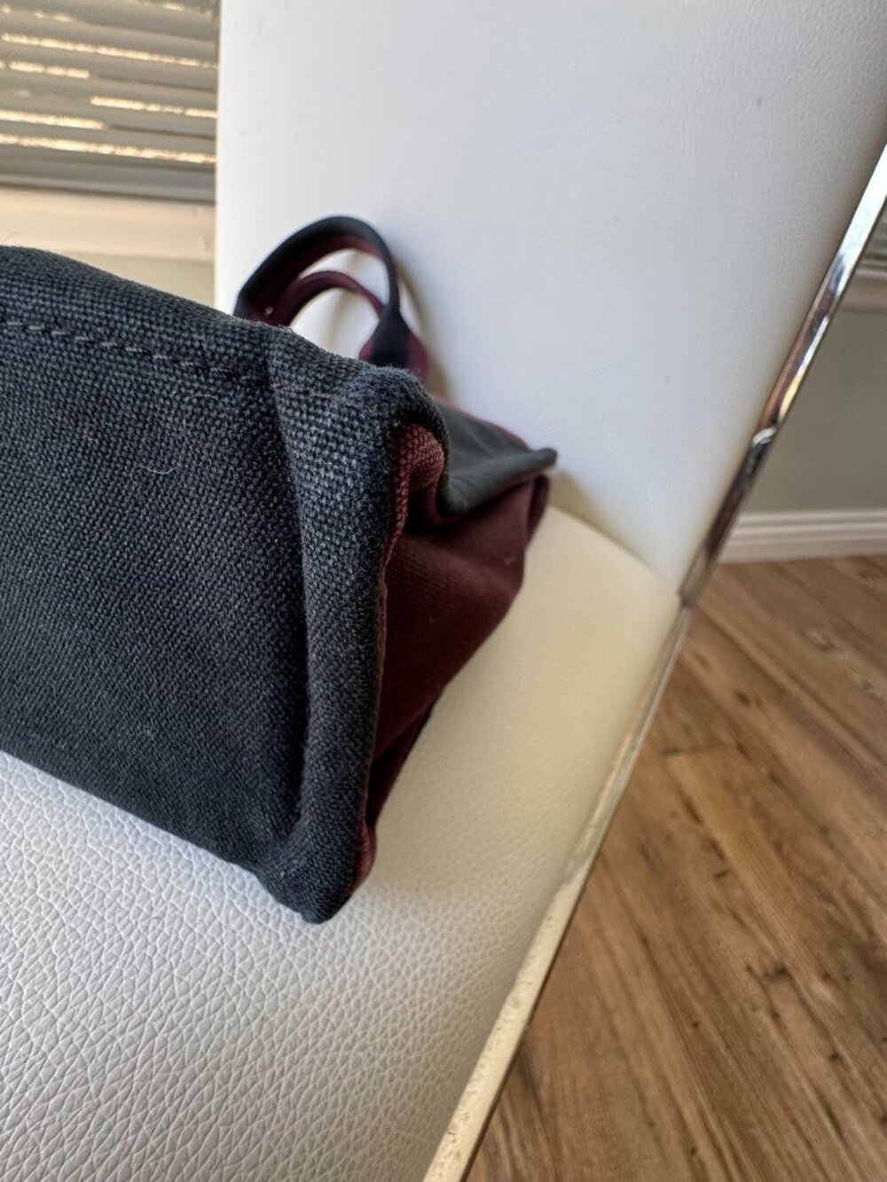 Vintage Hermes Canvas Fourre Tout PM Tote Bag – Black & Burgundy - Picture 7 of 11